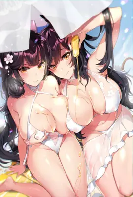 姐姐帮妹妹换衣服弟弟却在偷看