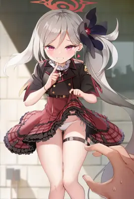 网吧里的美腿丝袜妹